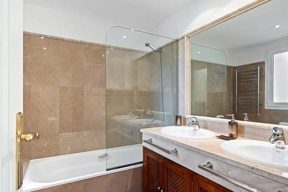 cumbres_del_rodeo_bathroom_after After - Penthouse in Andalucia Garden club, Nueva Andalucia